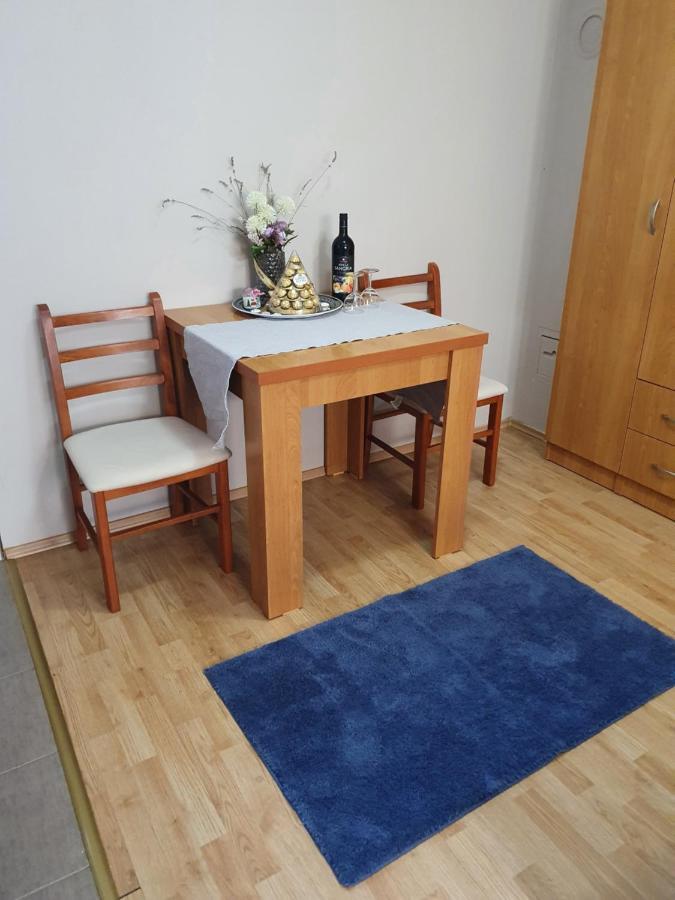 פריידור Apartman "Millan" מראה חיצוני תמונה